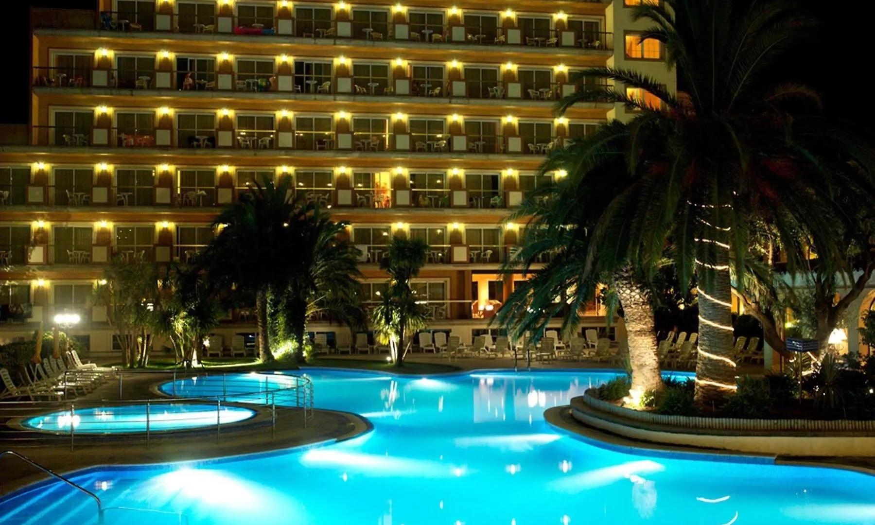 Luna Park Hotel Yoga & Spa Malgrat de Mar 3*,