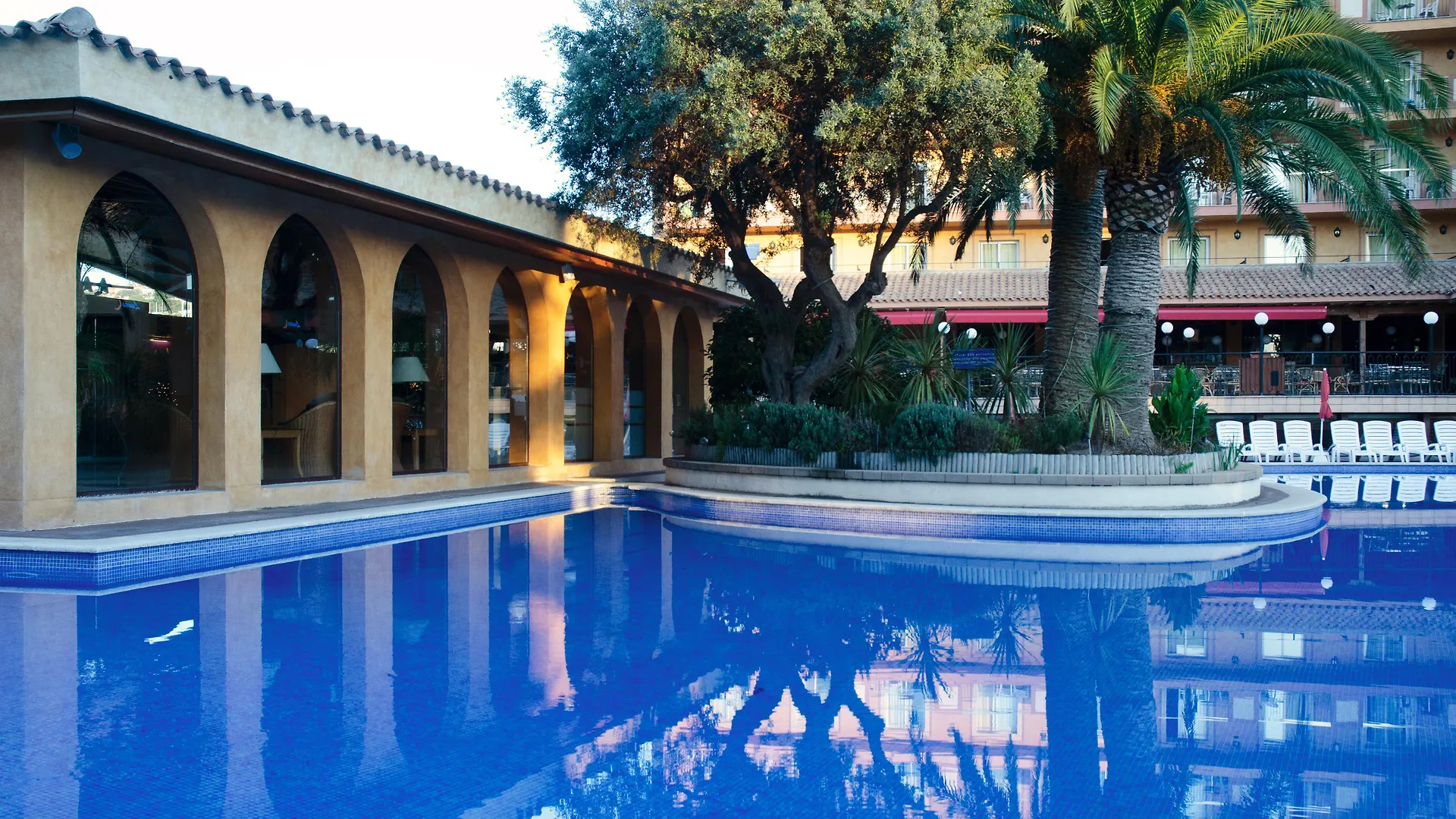 Luna Park Hotel Yoga & Spa Malgrat de Mar